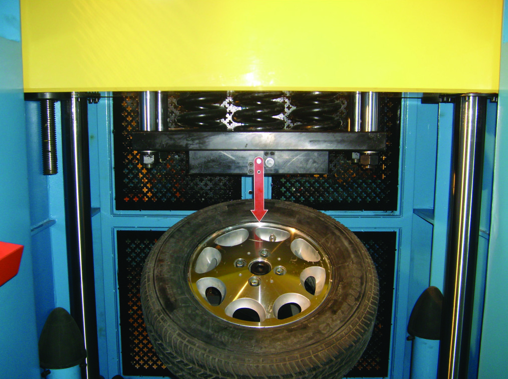 30°-90° Car Wheel Impact Testing Machine