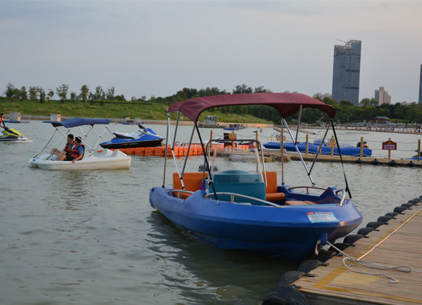 Water Fun Sport Catamaran Boat